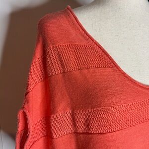 Barneys NewYork Coral Stripe Scoop Neck Batwing Short Sleeve Sweater Size M/L